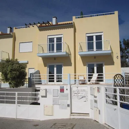Casa Elsa بيت للعطل لورينها